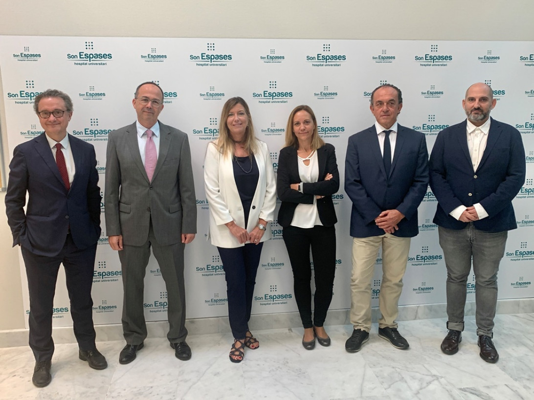 Esta imagen ilustra que: Cada año se detectan cincuenta casos de cáncer de ovario en las Islas