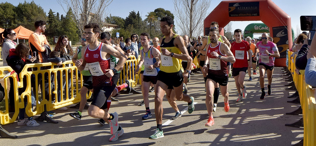 Esta imagen ilustra que: 702 corredores participan en la Segunda Cursa Son Espases