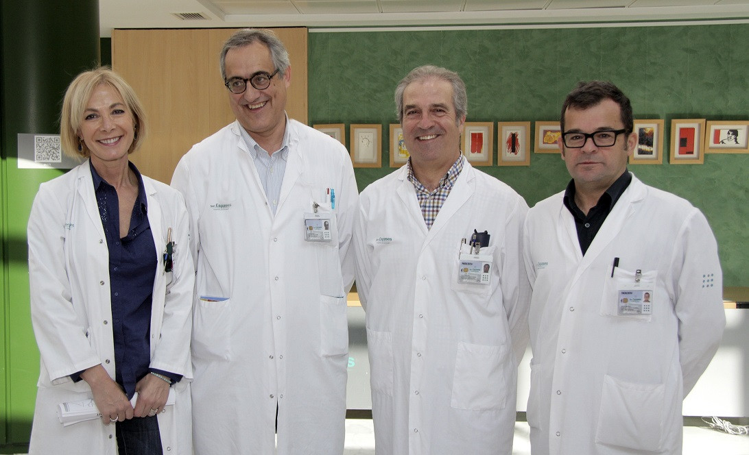 Esta imagen ilustra que: Un de cada deu pacients amb diabetis presenta lesions o úlceres als peus