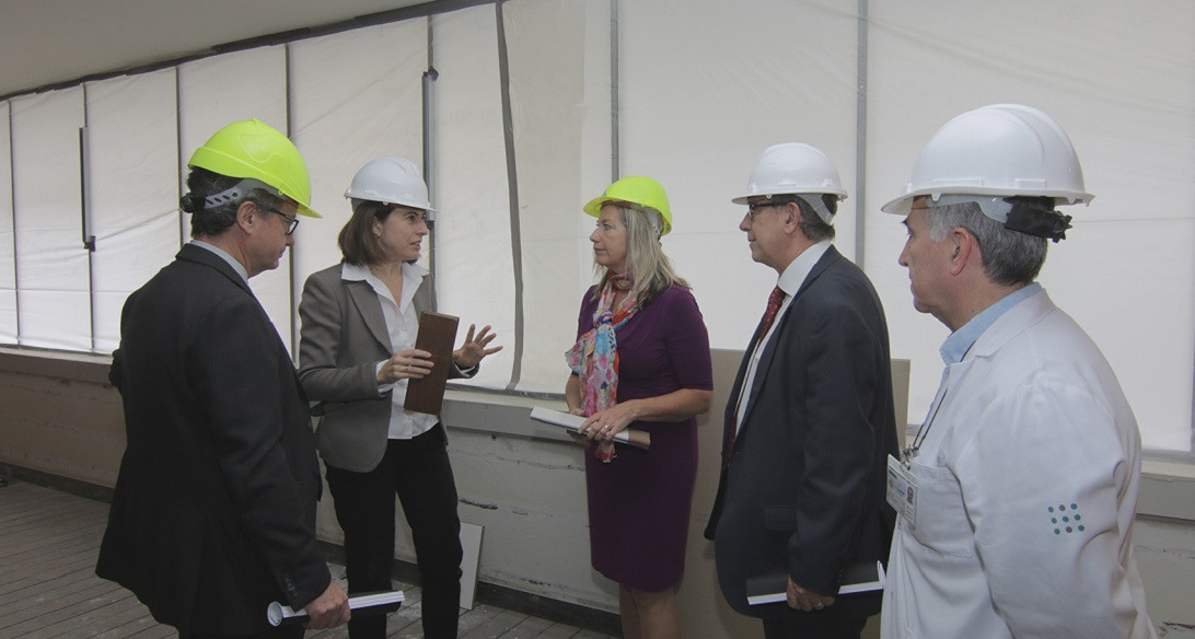 Esta imagen ilustra que: Son Espases reforma las ocho habitaciones de Oncología Pediátrica para aumentar su luminosidad