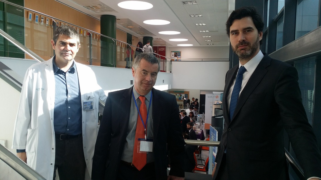 Esta imagen ilustra que: El Servicio de Cirugía Plástica ha organizado el VI Congreso de Aplicaciones Terapéuticas del Trasplante de Grasa