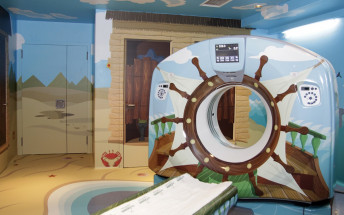 La TAC de Pediatria de l’Hospital  Son Espases es converteix en un "vaixell pirata"