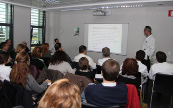 El Servicio de Angiología y Cirugía Vascular organiza una reunión interhospitalaria sobre el pie diabético