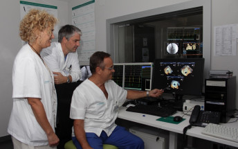 El Servei de Cardiologia ha efectuat per primera vegada una tècnica de cateterisme que permet als pacients amb arítmies cardíaques persistents abandonar la medicació anticoagulant