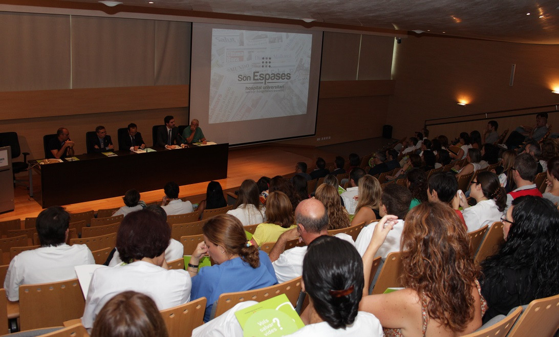 Esta imagen ilustra que: El Hospital acoge la XII Jornada de Donación y Coordinación de Trasplantes de las Islas Baleares