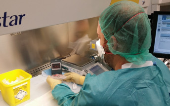 El Servei de Farmàcia incorpora el control de seguretat amb Codi Data Matrix en la preparació de medicaments per a pacients oncològics