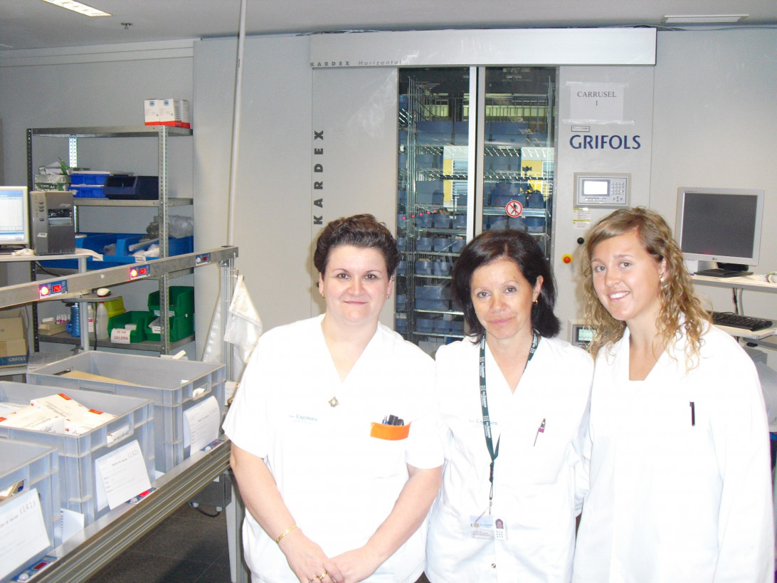 Esta imagen ilustra que: La Farmacia del Hospital Universitario Son Espases ya tiene un robot para la dispensación automatizada de medicamentos