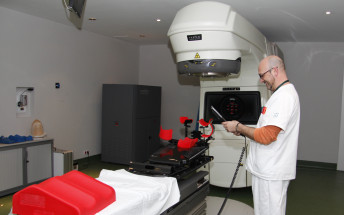 El Consejo de Seguridad Nuclear autoriza la puesta en marcha de la radioterapia en Son Espases