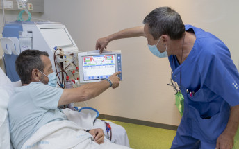 Son Espases implanta el programa de hemodiálisis domiciliaria para pacientes renales avanzados