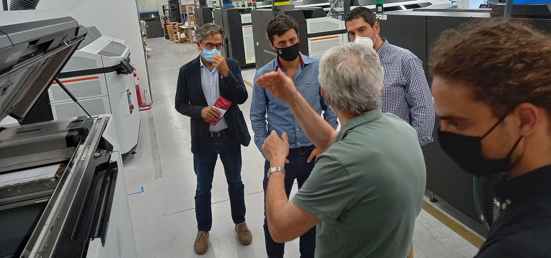 Esta imagen ilustra que: Professionals de Son Espases visiten centres d’innovació de Catalunya