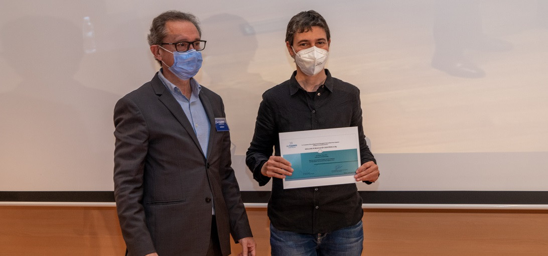 Esta imagen ilustra que: Son Espases lliura els Premis d'Investigació 2021