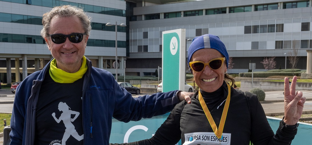 Esta imagen ilustra que: 420 corredores participan en la Quinta Cursa Son Espases