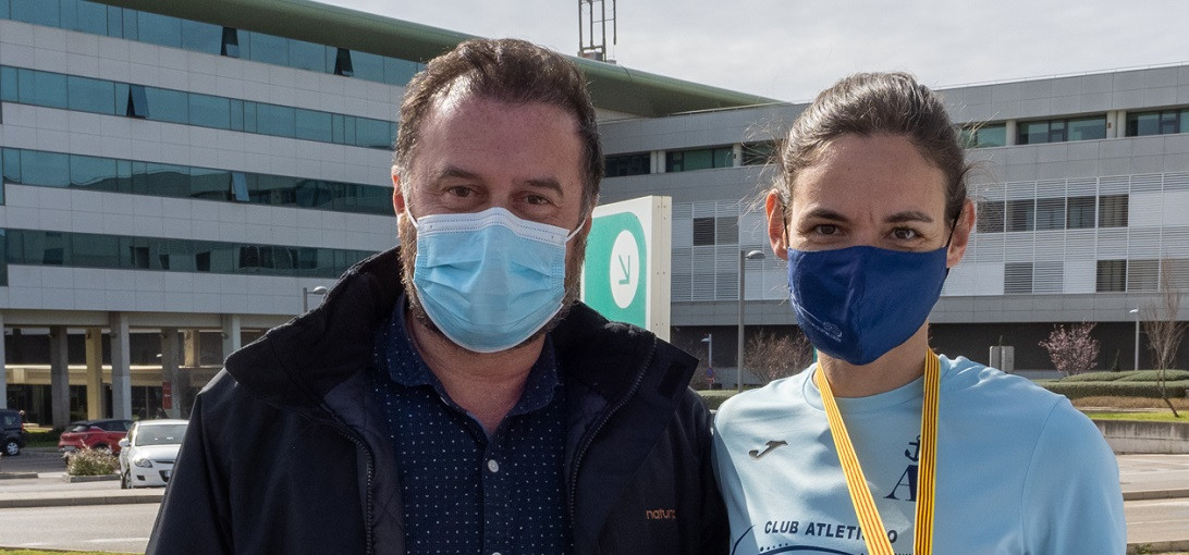 Esta imagen ilustra que: 420 corredores participan en la Quinta Cursa Son Espases