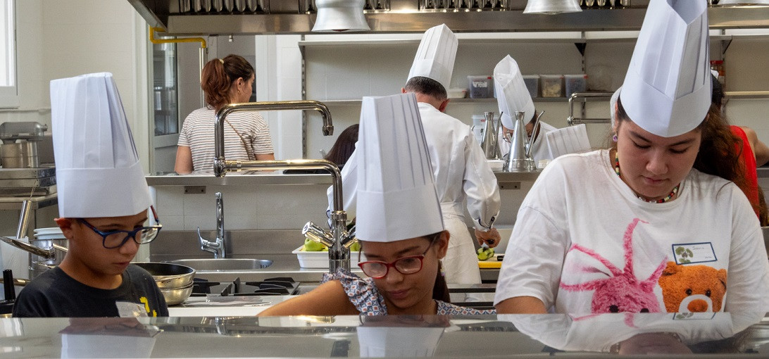 Esta imagen ilustra que: La Unidad de Urología Pediátrica de Son Espases ha atendido a unos 10.000 niños de Balears desde que se puso en funcionamiento