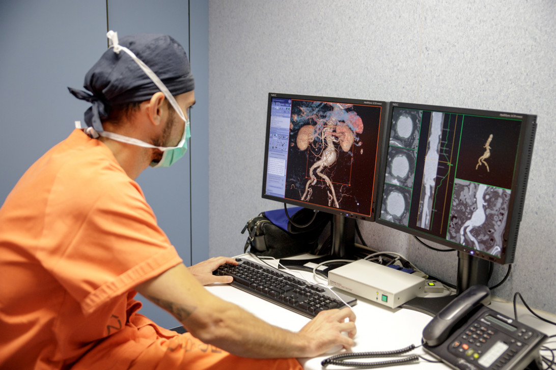 Esta imagen ilustra que: Health Tracker, una app desarrollada por la Fundación Bit y el Hospital Son Espases para recopilar datos y mejorar la atención al paciente