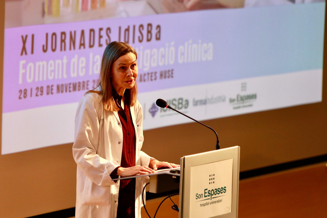 Esta imagen ilustra que: Inauguración de las XI Jornadas de Investigación del IdISBa