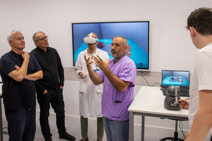 Son Espases i ADEMA s’uneixen per desenvolupar  un simulador 3D tàctil pioner en l’àmbit internacional per tractar el càncer colorectal 
