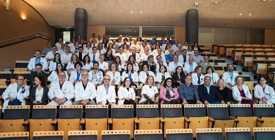 Esta imagen ilustra que: Homenaje a los cuatro jefes de servicio jubilados en 2025