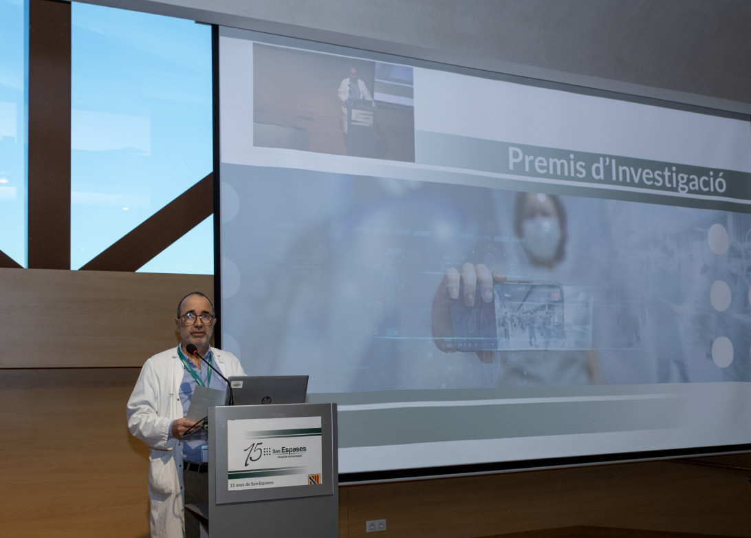 Esta imagen ilustra que: El estudio del Servicio de Neumología sobre la personalización del tratamiento del asma grave, seleccionado como el artículo con más impacto de 2025  por la revista CHEST