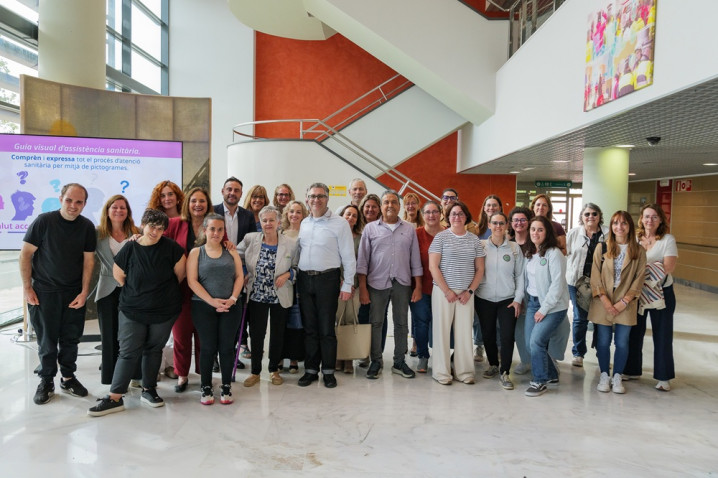 Salud presenta una nueva guía visual de asistencia sanitaria para pacientes con dificultades de comprensión