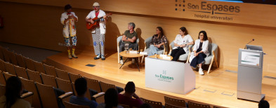 La Escuela de Atopía de Son Espases reúne a pacientes pediátricos y a sus familias para aprender a cuidar la piel atópica